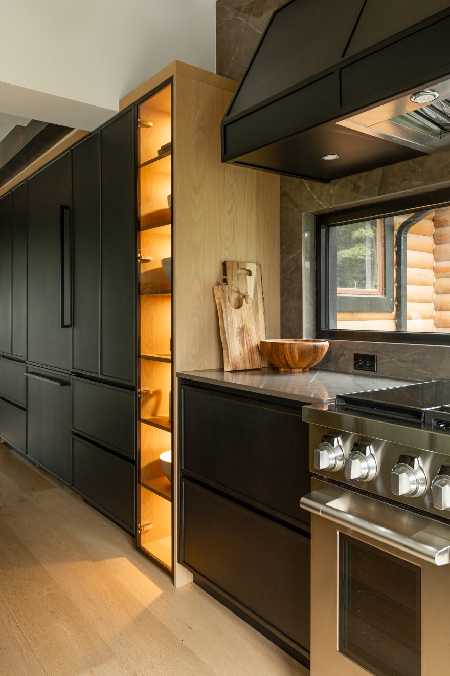 Le bois, un matériau indémodable pour vos armoires de cuisine Ateliers Jacob